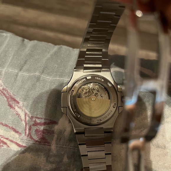 Nautilus watch - Picture 5 of 10